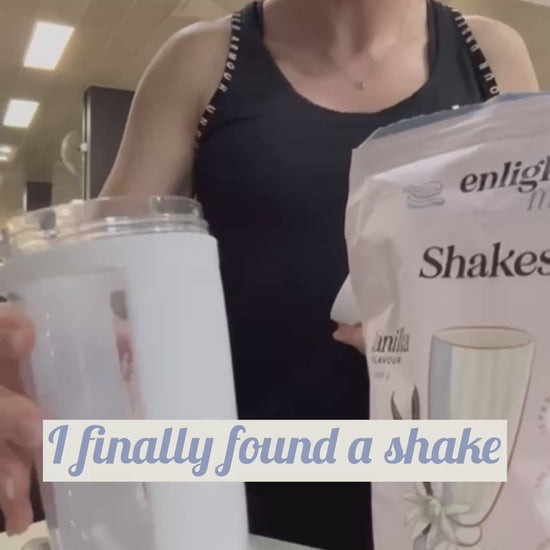 Danielle making a Vanilla Enlighten Me Shake at the Gym